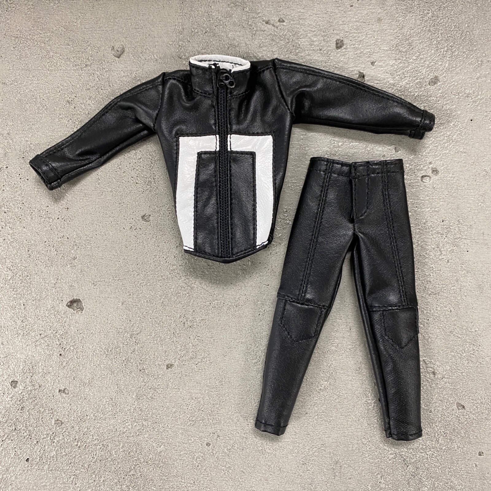 PB-GH-SET: 1/12 Leather Ghost Rider Jacket & Pants for 6&Prime; medium to slim body