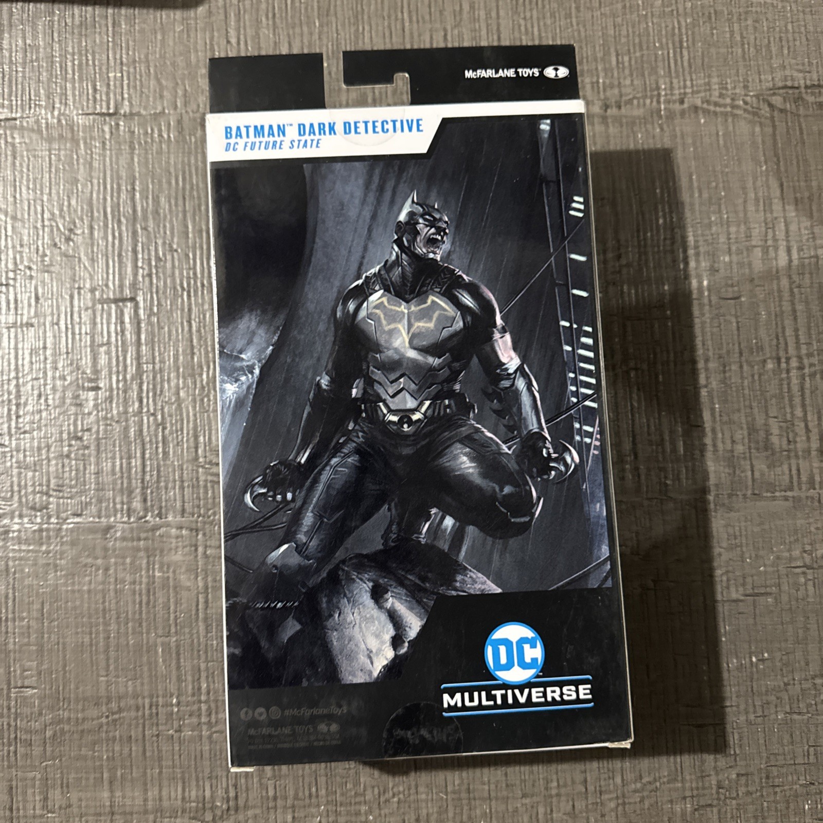 McFarlane, DC Multiverse Gold Label Exclusive Batman Dark Detective, NIB SEALED