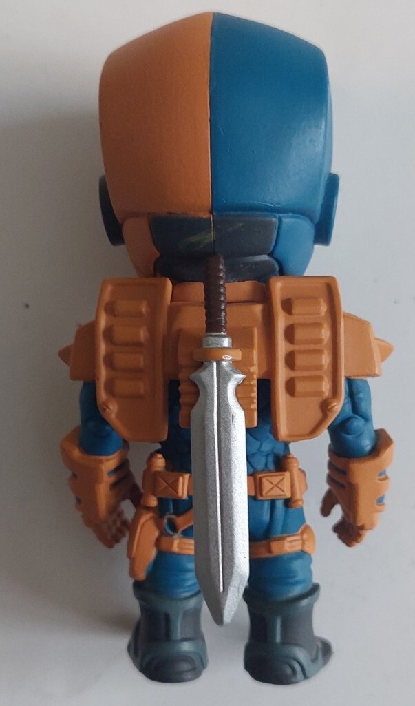 Vinyl Figures XXRAY DC Comics Deathstroke 4D Vinyl Action Figure by Jason Freen