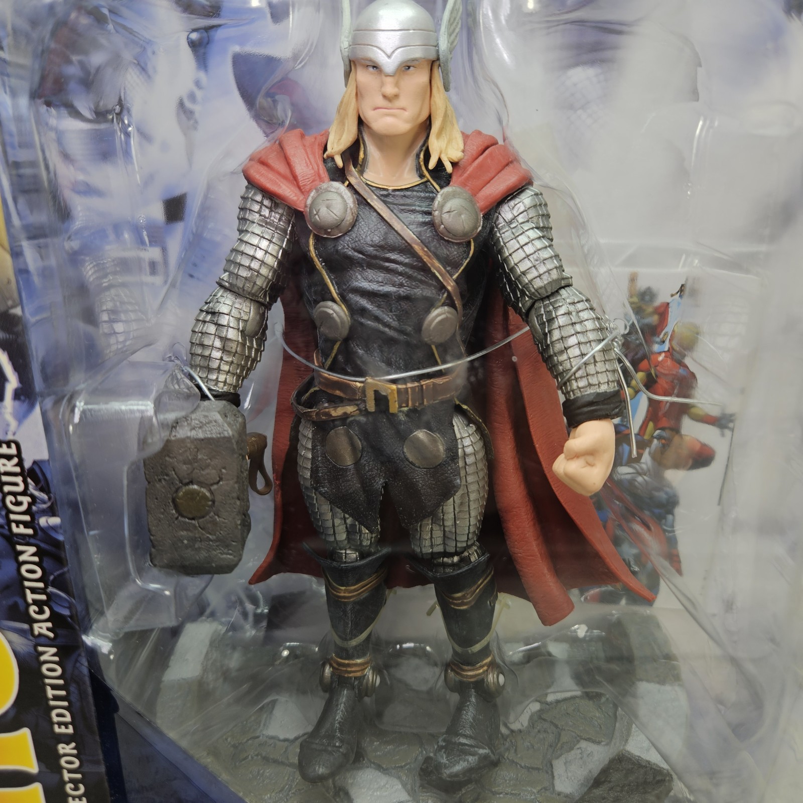 Diamond Select Marvel Select Thor 2019 Collector Edition 7&Prime; Adjustable Figure