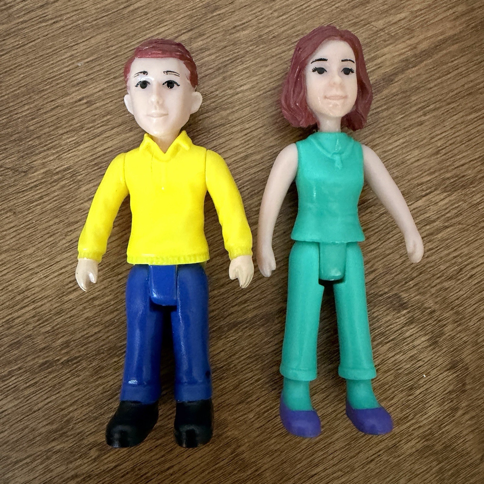 Kid Connection Family Figure Mom Dad Dollhouse Figures Lot Of 2 Brown Red Hair