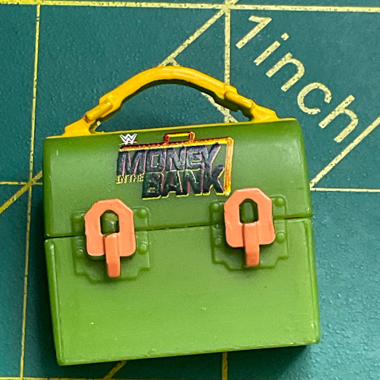 WWE Elite Lunchbox Money In The Bank Briefcase Accessory Fodder Prop 1/12