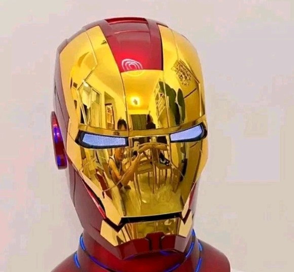 US AUTOKING 1:1 Iron Man MK5 Gold Helmet Wearable Voice Control Cosplay Mask