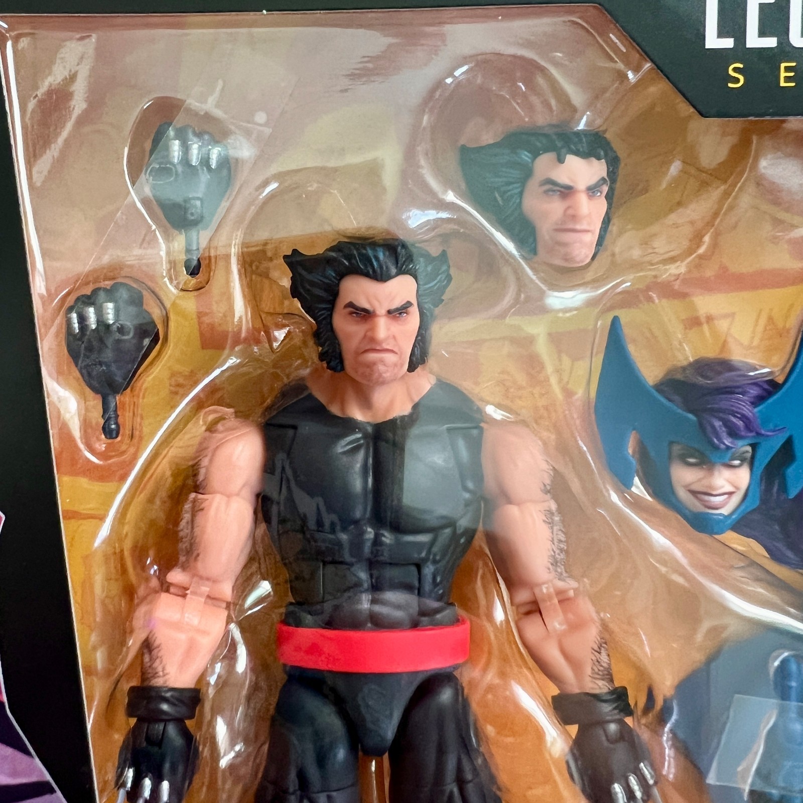 Hasbro Wolverine & Psylocke Marvel Legends Series Action Figure 2-Pack