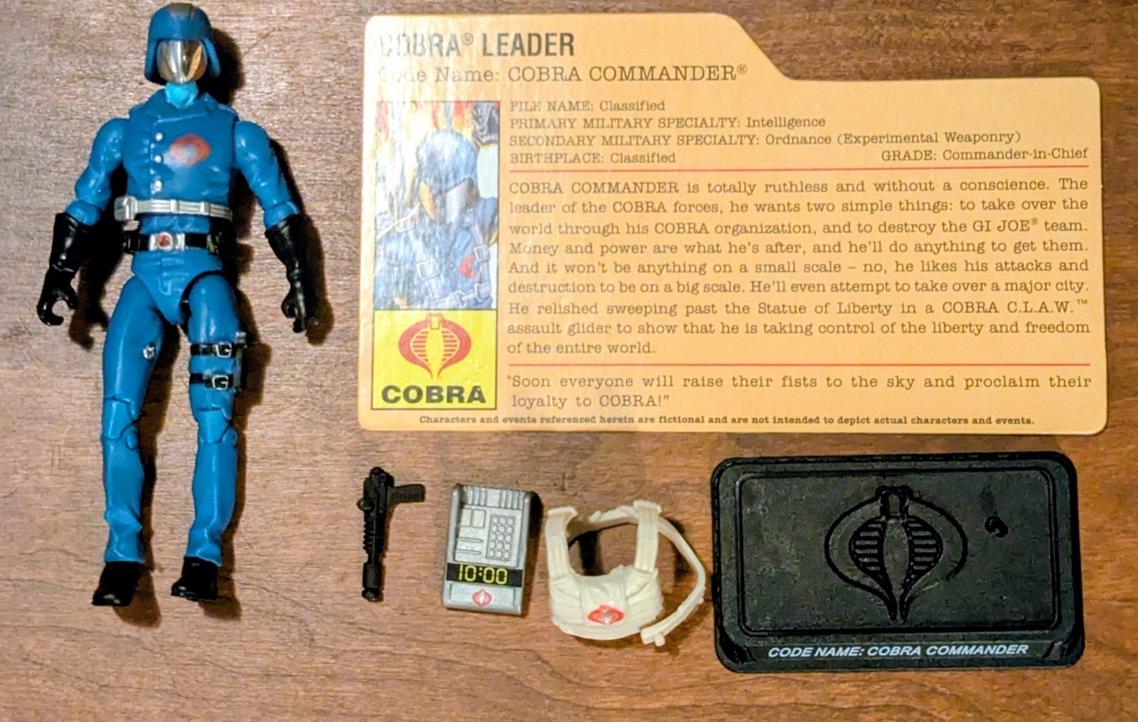 GI JOE NM/M Cobra Commander 2008 V36 Complete, File Card 25th Movie Bomb Chute