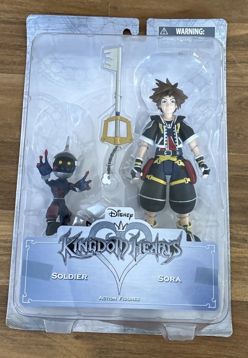Kingdom Hearts Soldier and Valor Form Sora Action Figure GameStop Exclusive