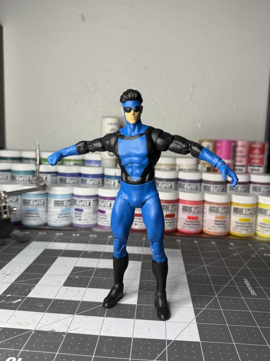 Custom Blue Suit Invincible Mark Grayson 7in (1:10)