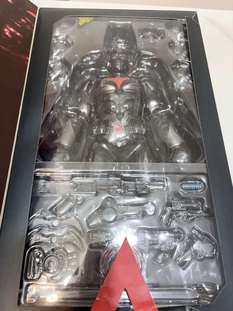 Hot Toys Batman Arkham Knight Batman Beyond 1/6 Scale Figure VGM39 Used