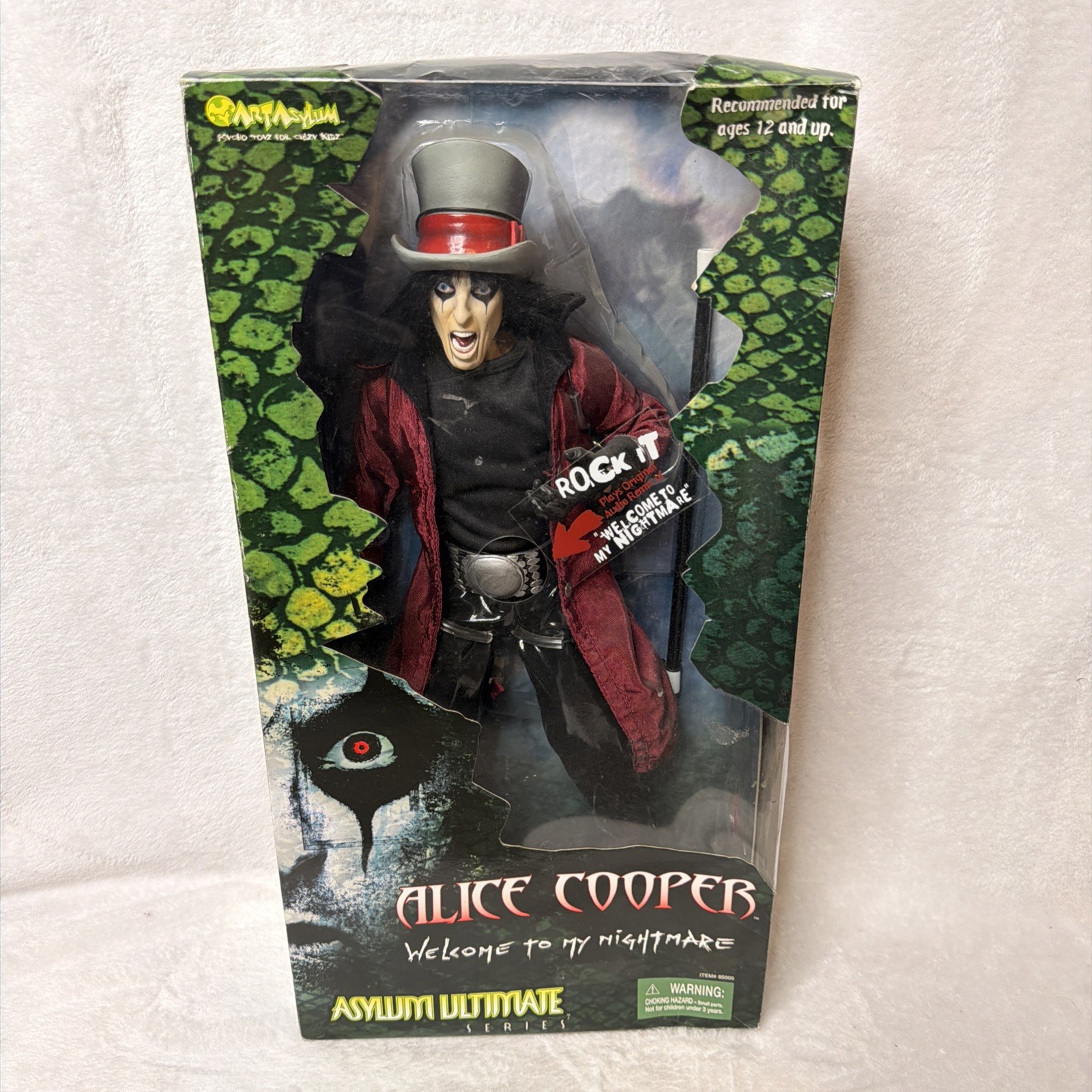 2001 Art Asylum Alice Cooper 18 Inch Action Figure