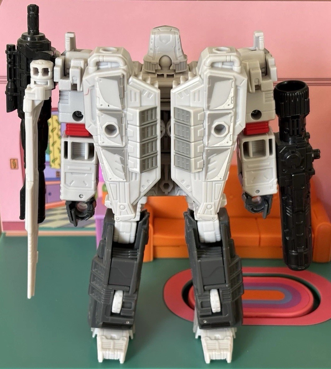 Walmart Transformers 35th Special Edition War For Cybertron WFC-S66 Megatron