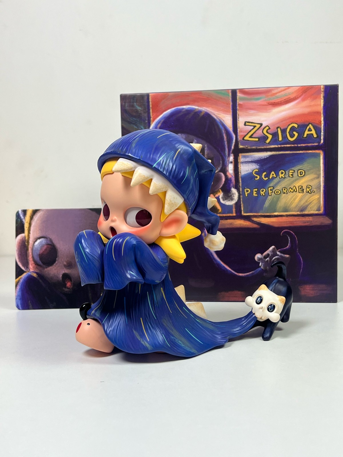 Authentic Zsiga Scared Performer Figure Toy Limited Edition Figure Toy New 16cm
