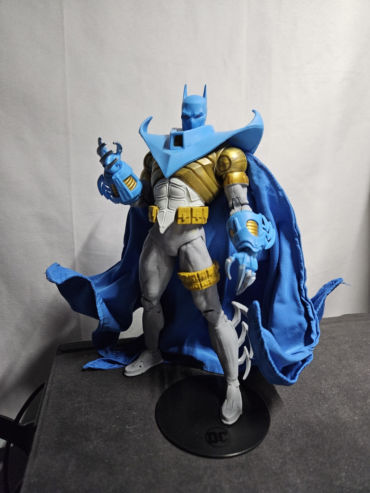 McFarlane DC Multiverse Knightfall Batman Azrael Walmart Exclusive Gold Label