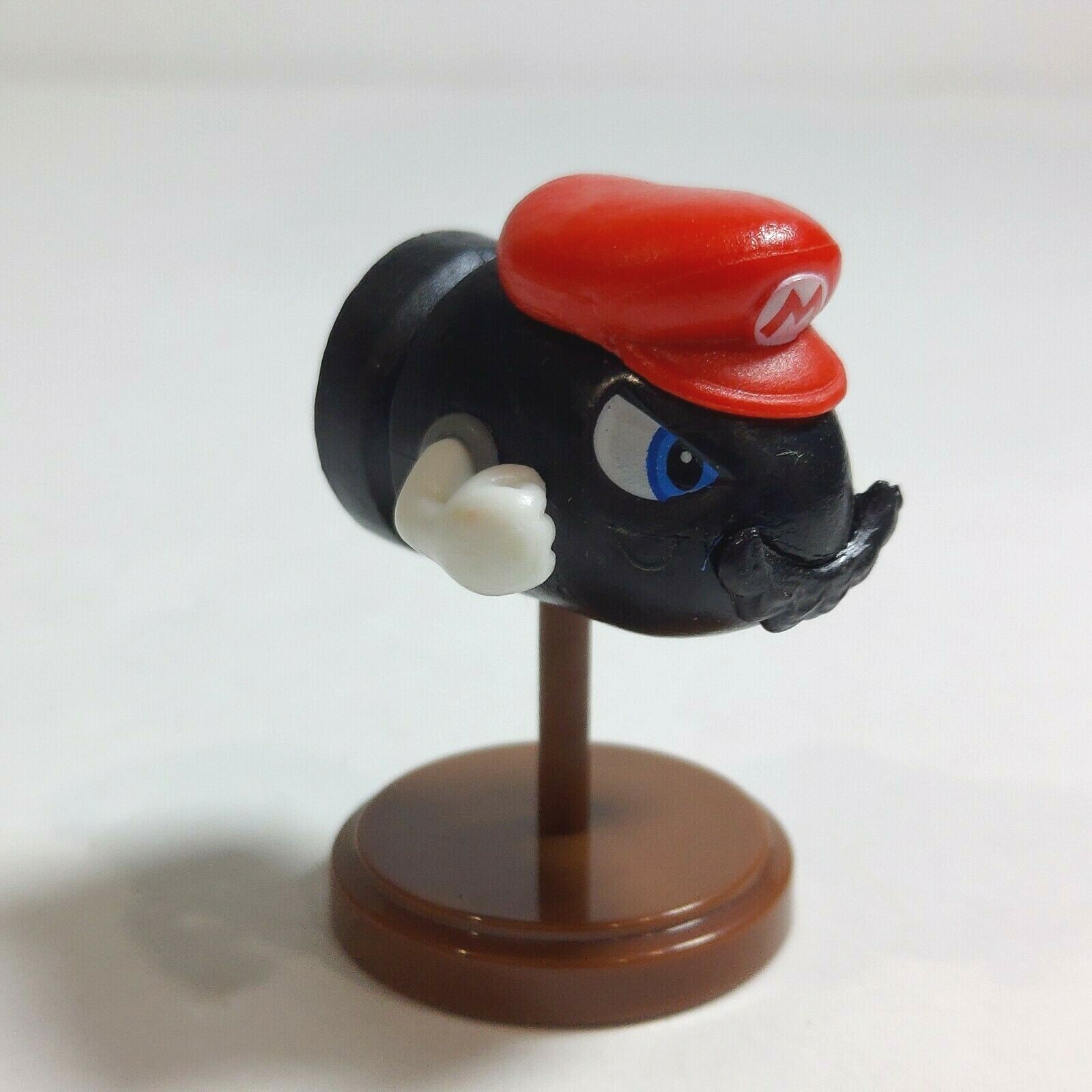 Super Mario Bros Odyssey 1.5&Prime; Cappy Bullet Bill Choco Egg Mini Figure Furuta