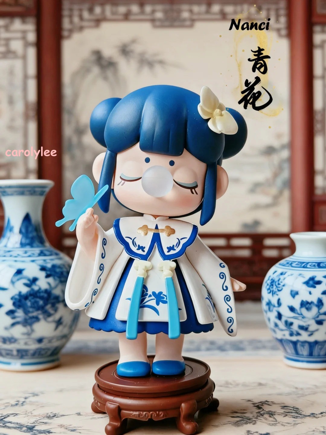 Rolife Nanci Blue and White Limited Edition Figure Art Toy Hot Gift Cute Doll