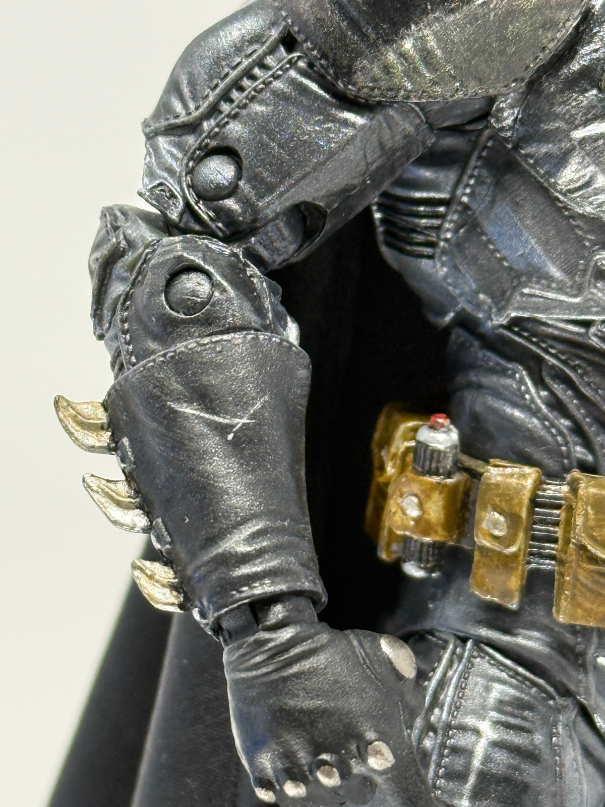 McFarlane DC Direct BATMAN Custom Paint w/ leather cape (Lee Bermejo design)
