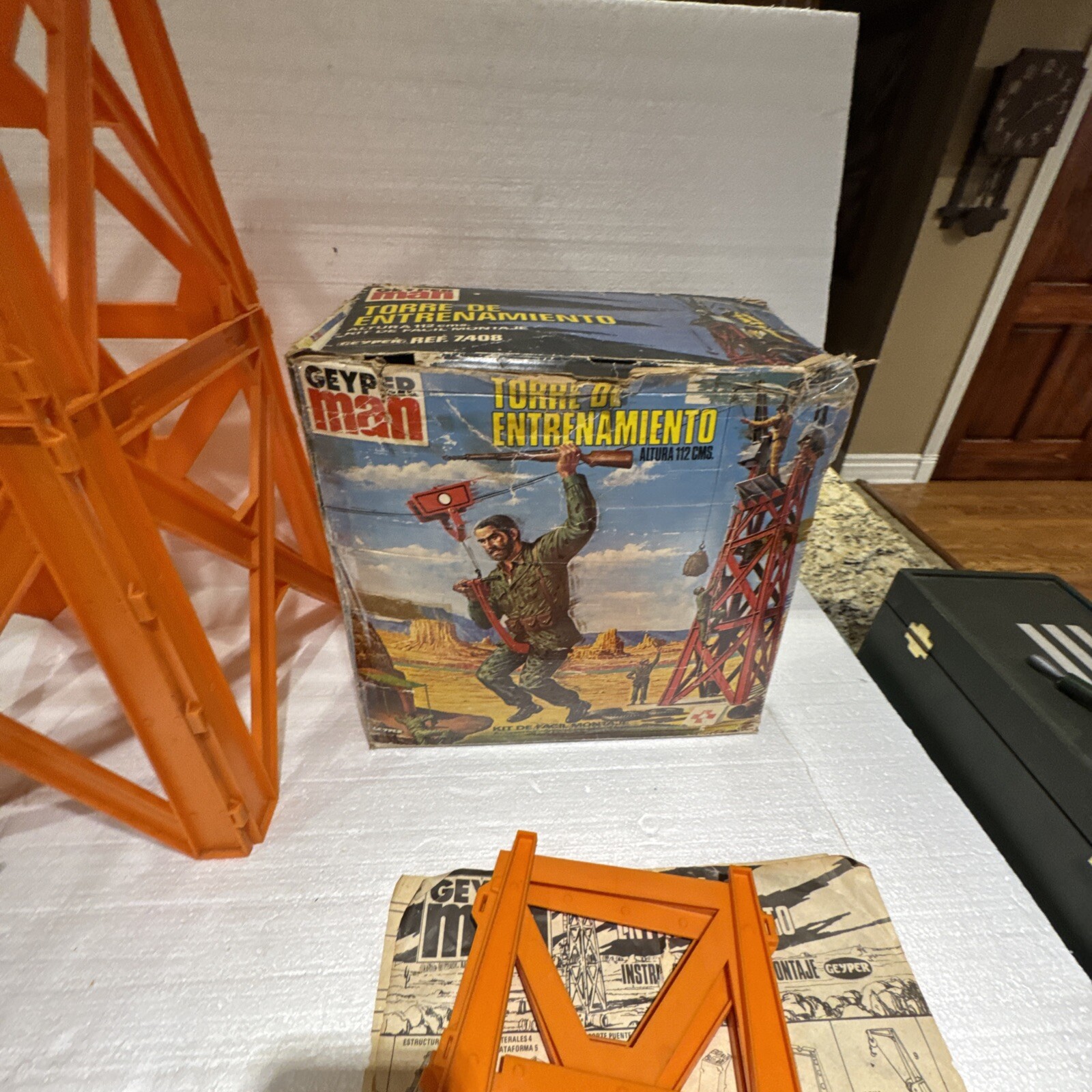 Geyper Man ACTION MAN TRAINING TOWER Spanish Version MANUAL, Not Complete