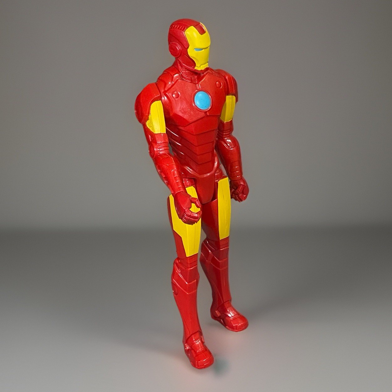 Hasbro Marvel Iron Man Action Figure 12&Prime; Titan Hero Series 2014 Age of Ultron
