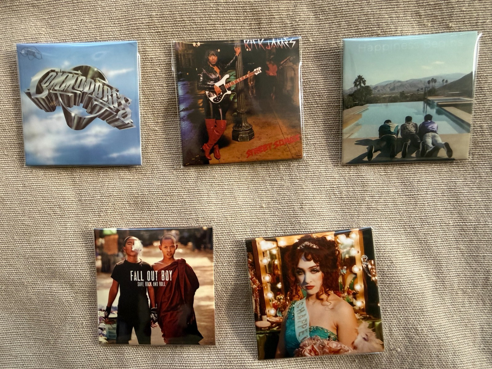 Mini brands Really Works Vinyl – Choose from a variety to finish your collection