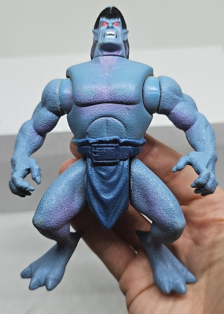 1995 GARGOYLES QUICK STRIKE GOLIATH Action Figure Kenner – FREE SHIPPING
