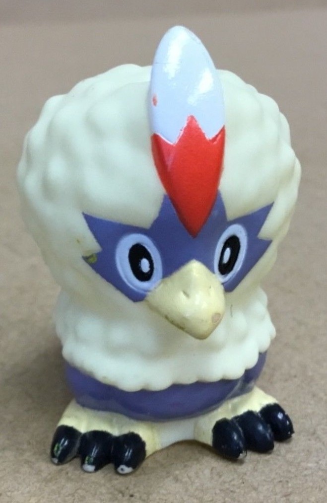 2012 Pokemon Finger Puppet Rufflet Figure Gotta Catch Them All Nintendo Bandai
