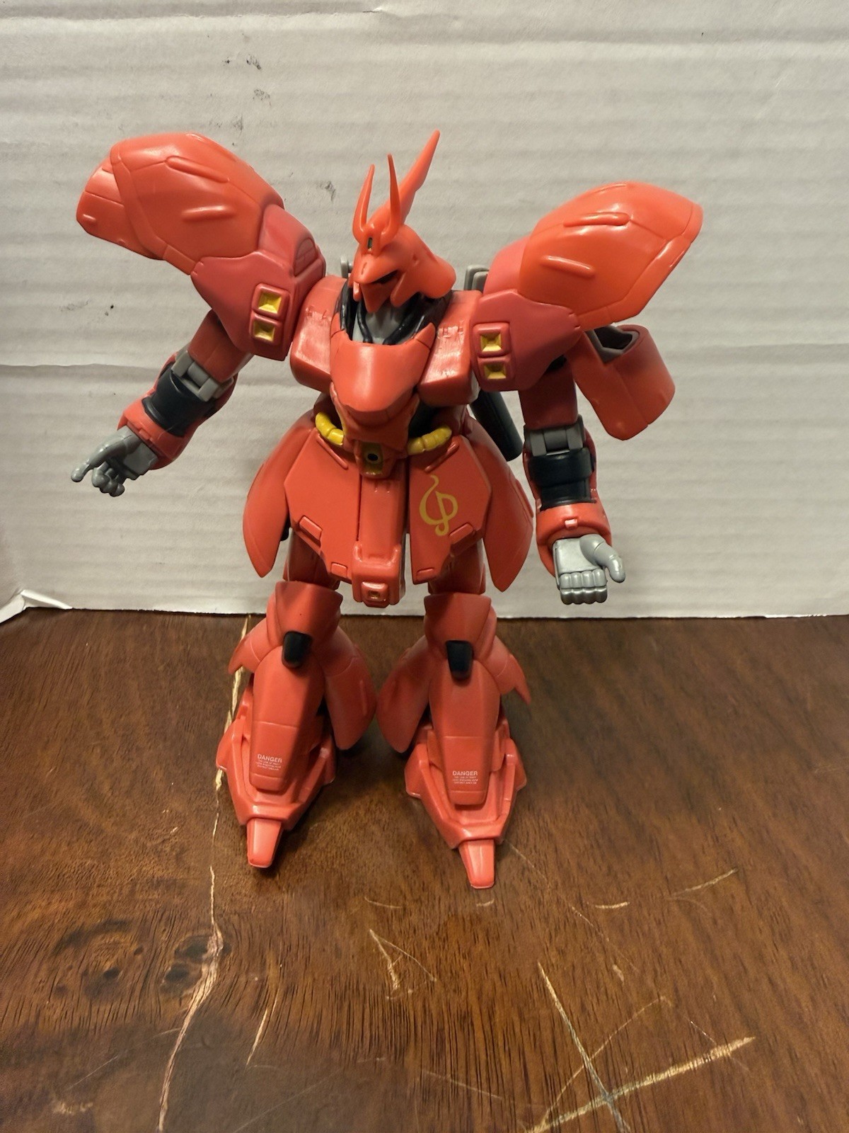 Bandai Mobile Suit Gundam Fighter Char’s Counterattack Sazabi 6” Action Figure