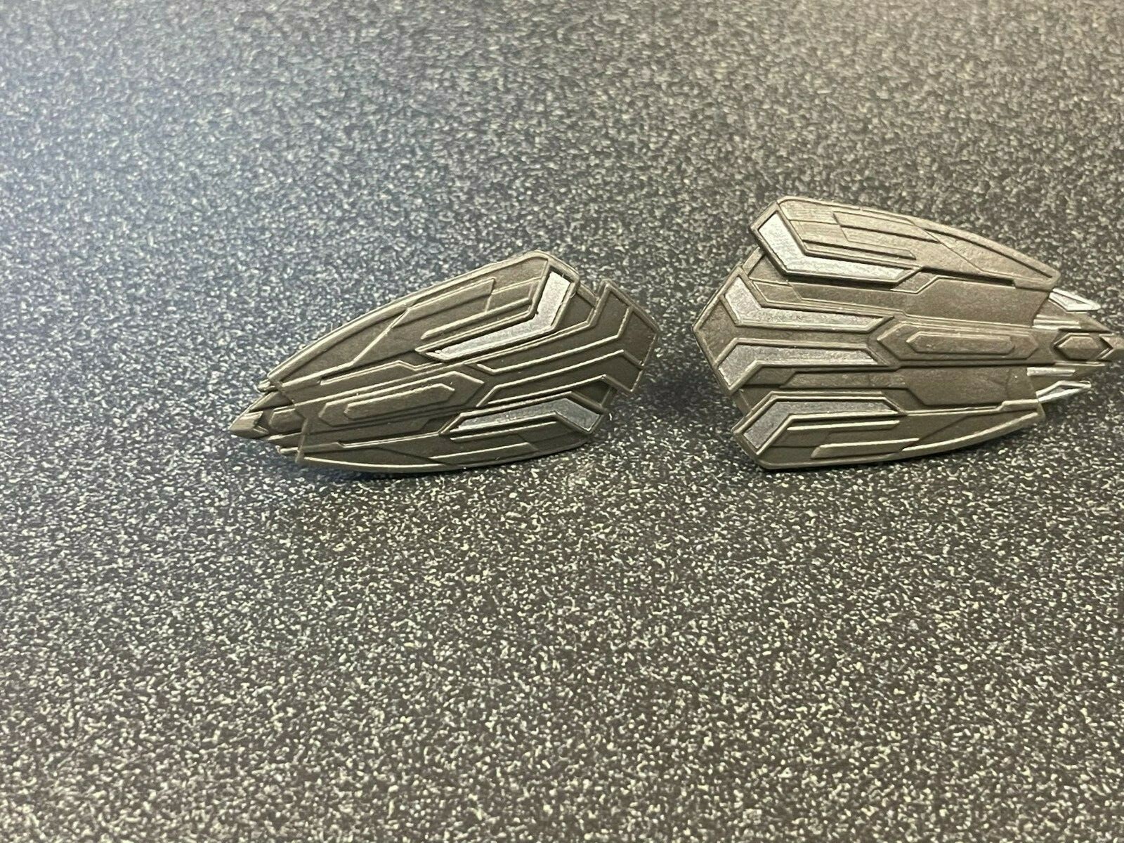 MARVEL LEGENDS 6&Prime; SCALE INFINITY (CAPTAIN AMERICA) WEAPON ACCESSORIES (MINT)