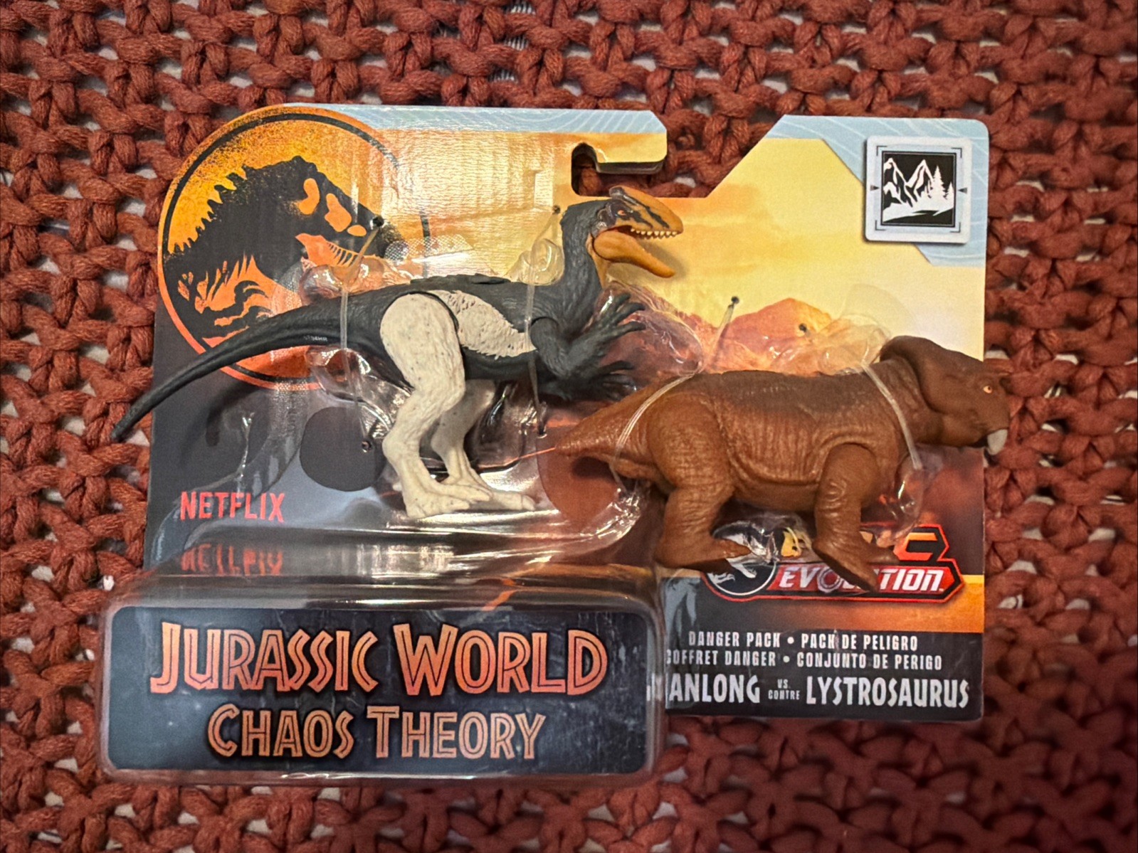 Jurassic World Chaos Theory Guanlong vs Lystrosaurus Epic Evolution Danger Pack