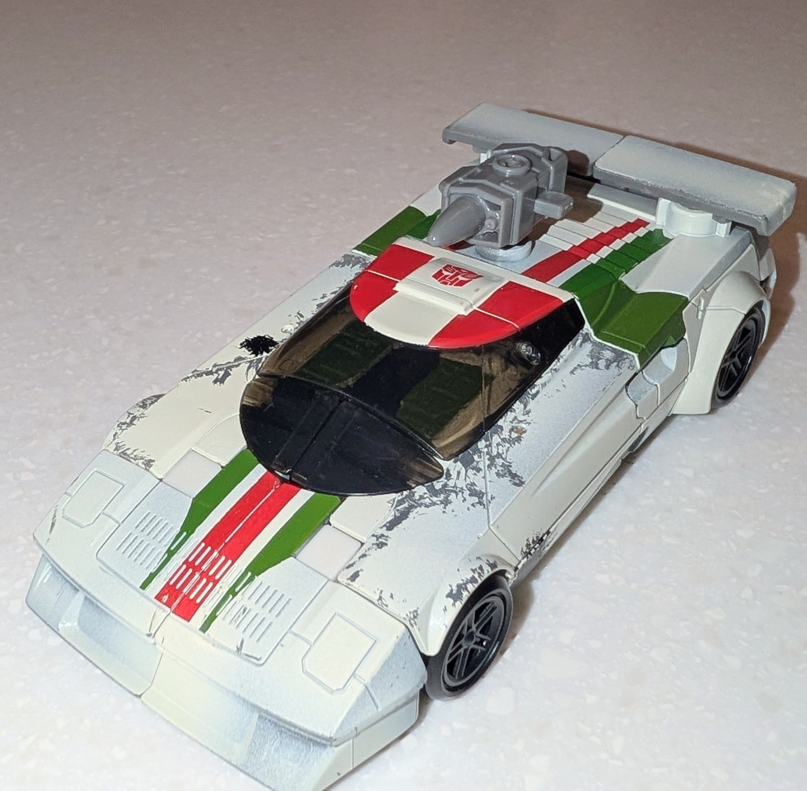 Transformers Netflix Wheeljack Complete Deluxe earthrise War For Cybertron