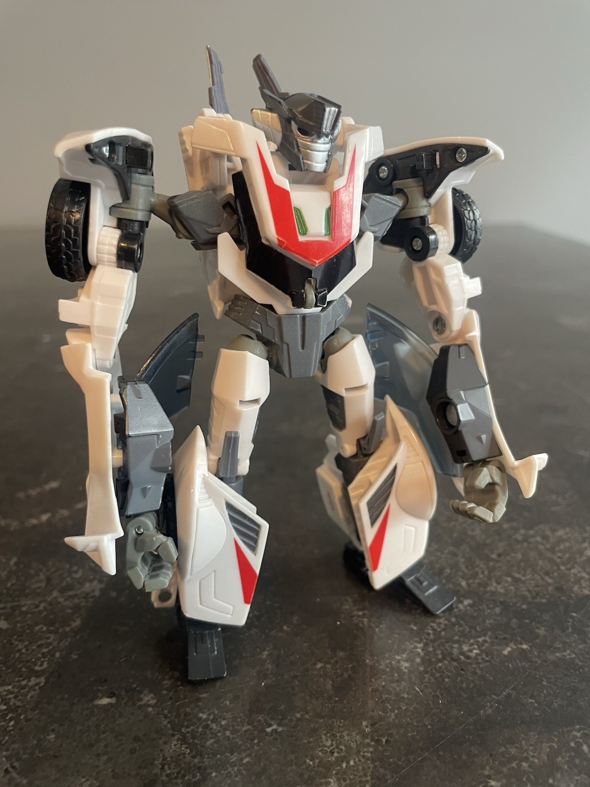 Transformers Prime RID Deluxe Class Autobot Wheeljack 2011