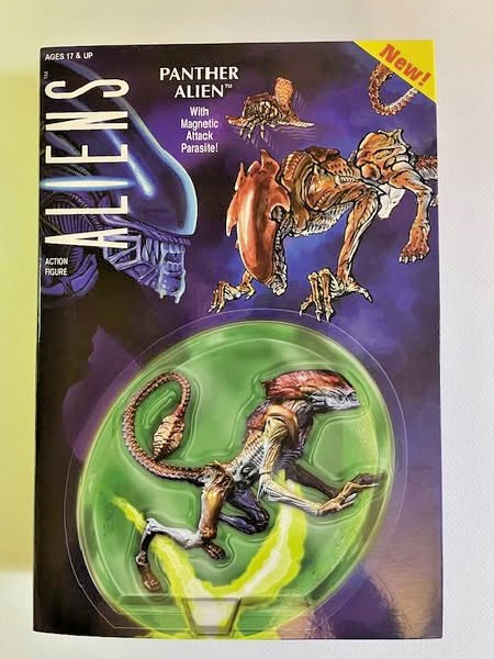 Aliens PANTHER ALIEN Action Figure w/ Magnetic Attack Parasite New in Box