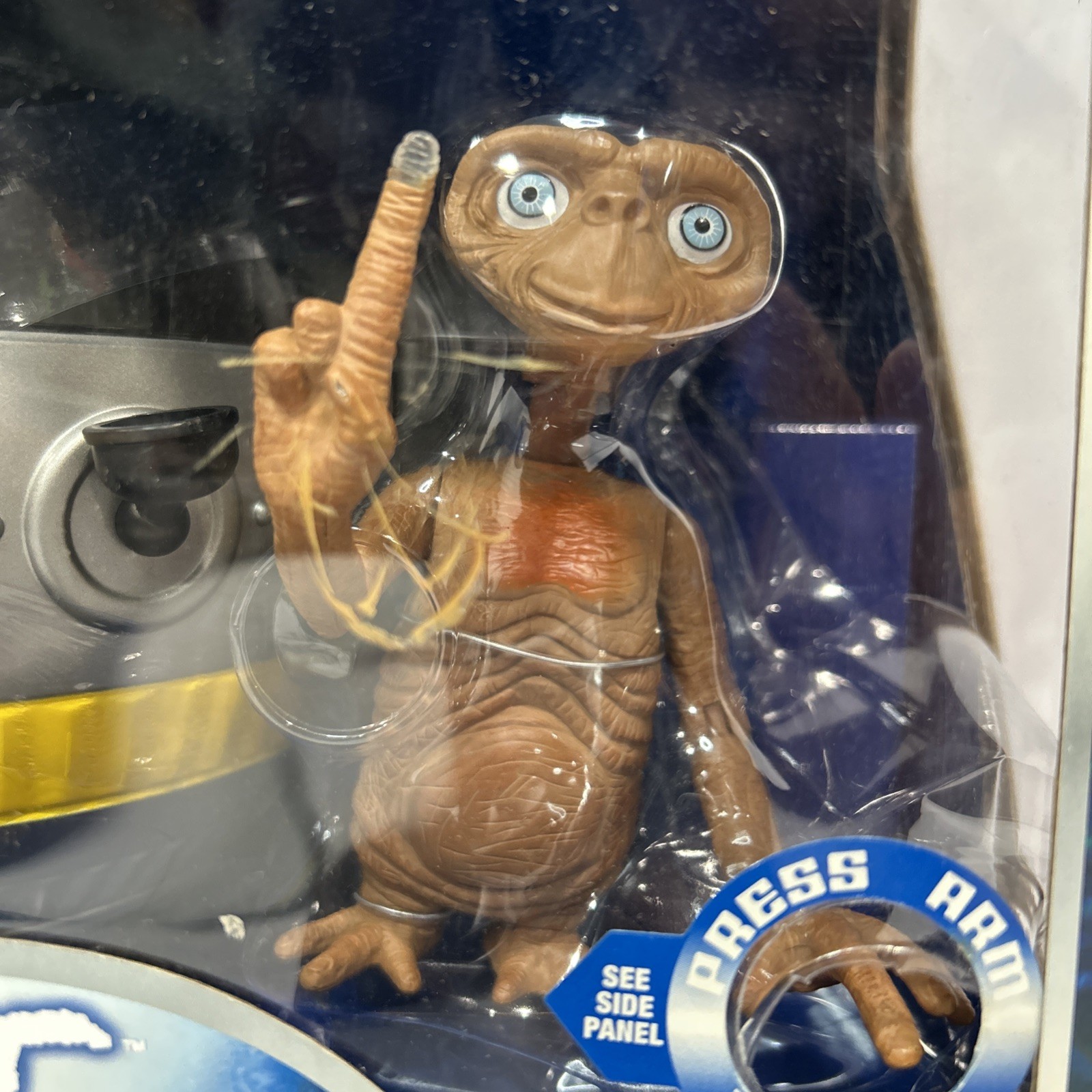 2001 E. T. The Extra Terrestrial MISB Interactive Spaceship Playset Toys « R » Us