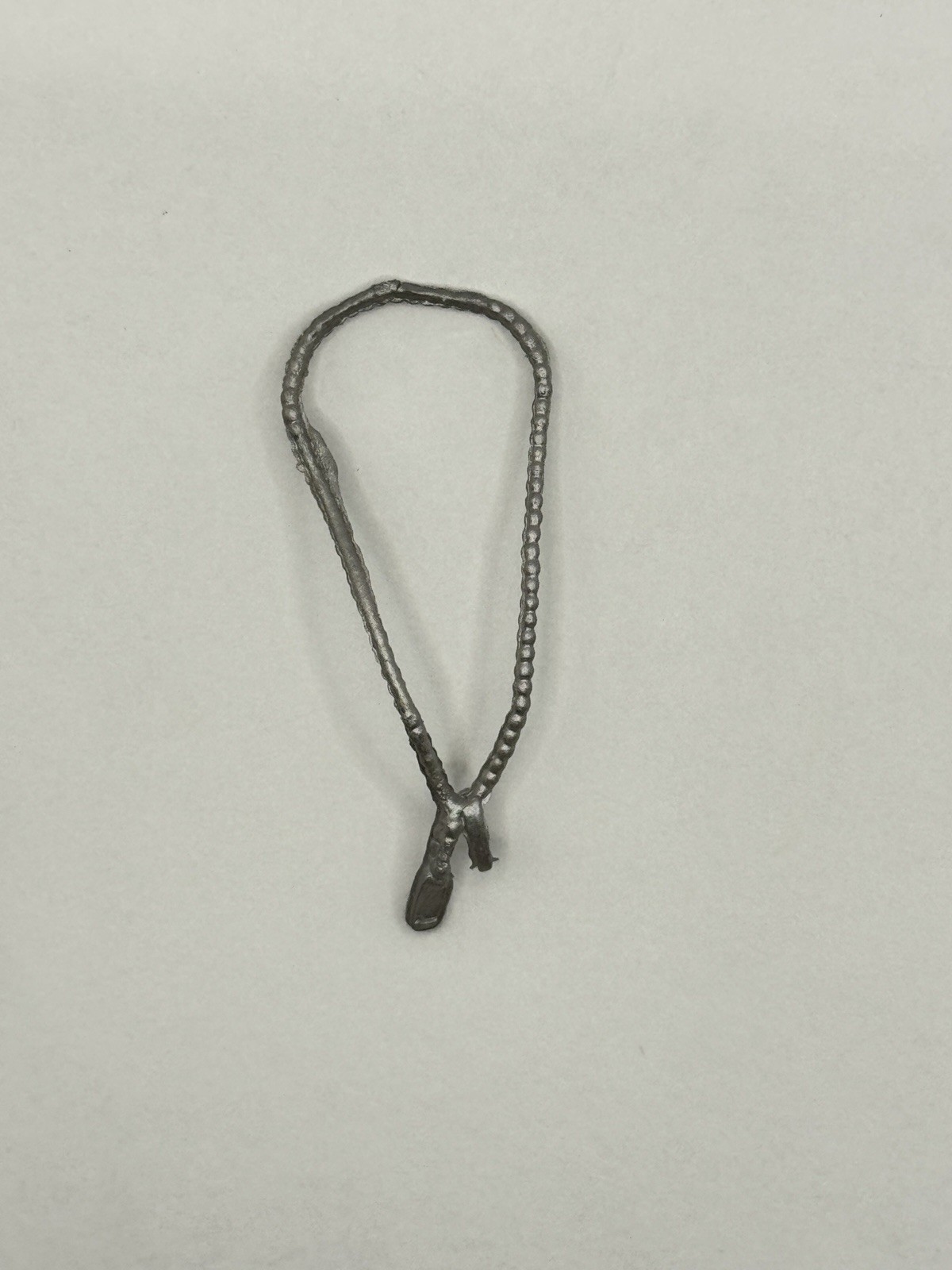 WWE Elite Series 124 – MCMG Dog Tag Necklace Only Fodder Mattel 1/12 Scale