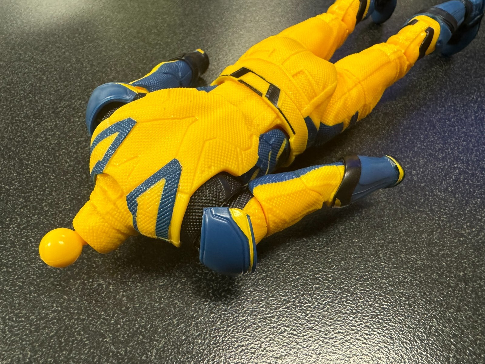 Hasbro Marvel Legends 6&Prime; Scale DEADPOOL 3 (WOLVERINE BODY ONLY) MINT Jackman