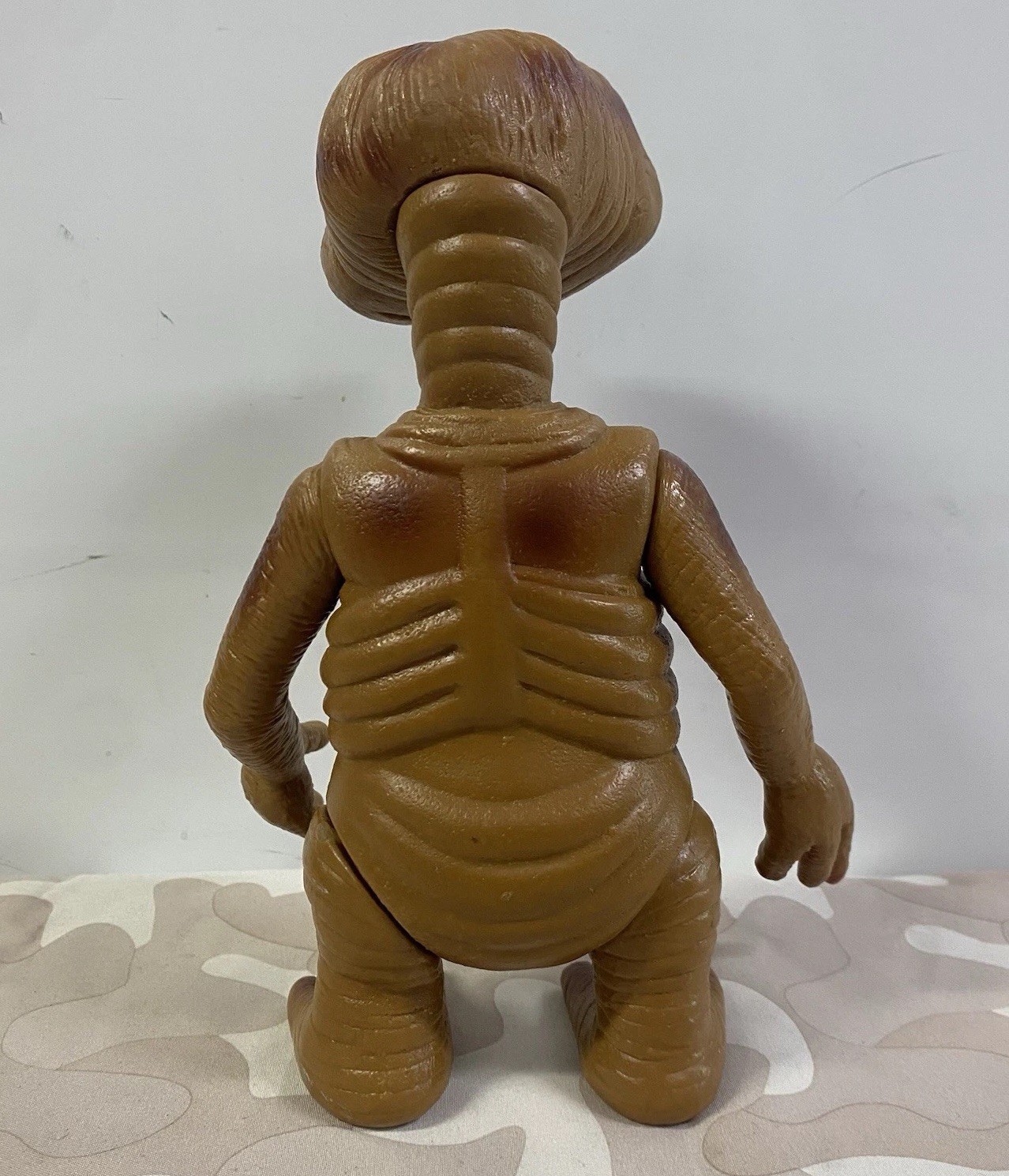 Vintage E.T. Extraterrestrial Action Figure Toy 8&Prime; Spielberg ET LJN 1980s 80s