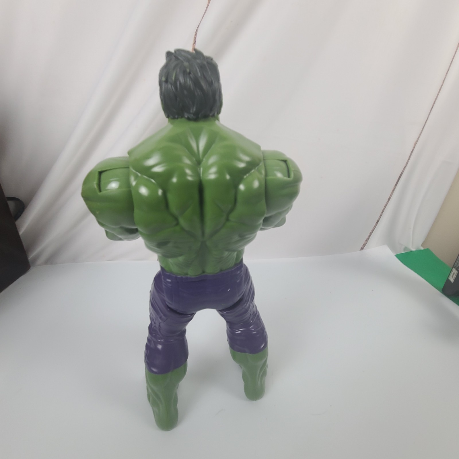 2016 Hasbro Marvel Hulk Action Figure 11&Prime; Incredible Hulk Toy