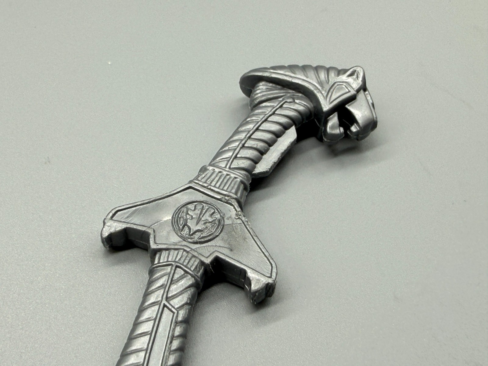 SABA SWORD 1993 Mighty Morphin Power Rangers Bandai for 8&Prime; WHITE RANGER Vintage
