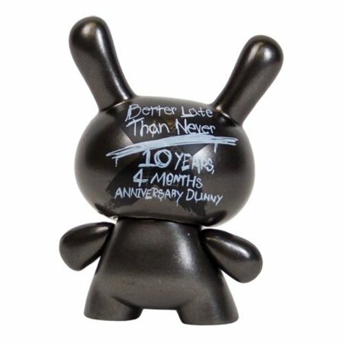Kidrobot Special Edition 10th Anniversary DUNNY 3&Prime; 10 Years 4 Months BLACK NEW