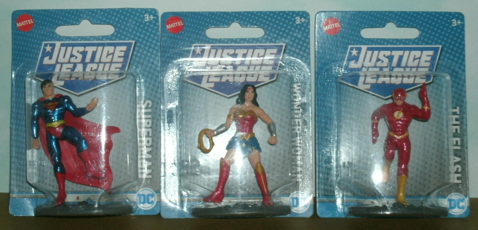Three 1/26 Scale Justice League 2.75&Prime; Figures (Superman / Wonder Woman / Flash)