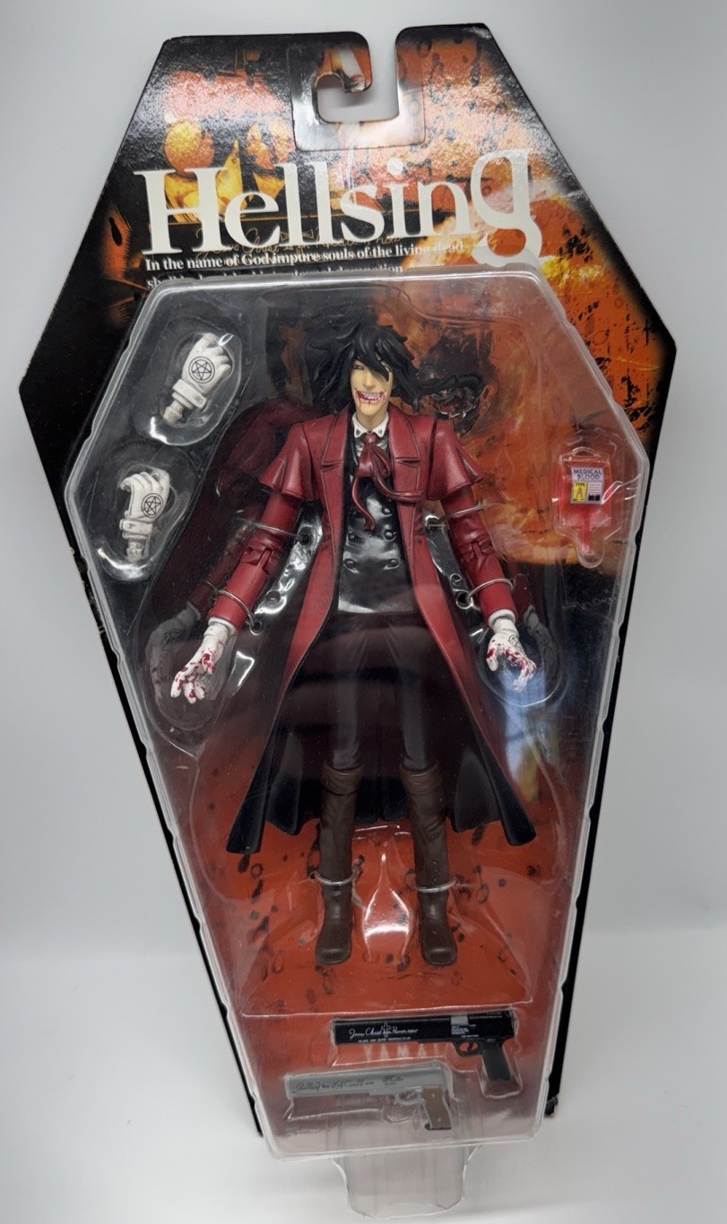 Hellsing Arucard Yamato Action Figure “Bloody”variant with Standard Variant RARE