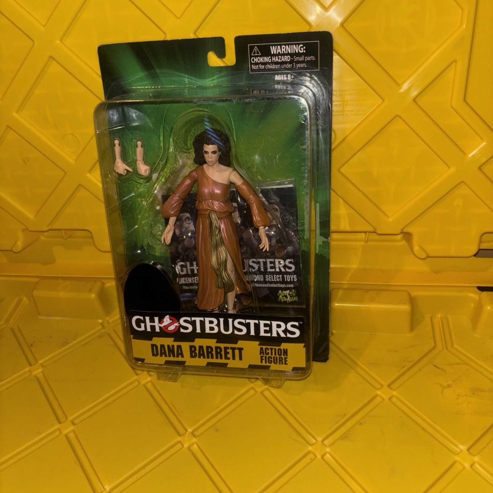 New Diamond Select Toys Dana Barrett Action Figure- NIB