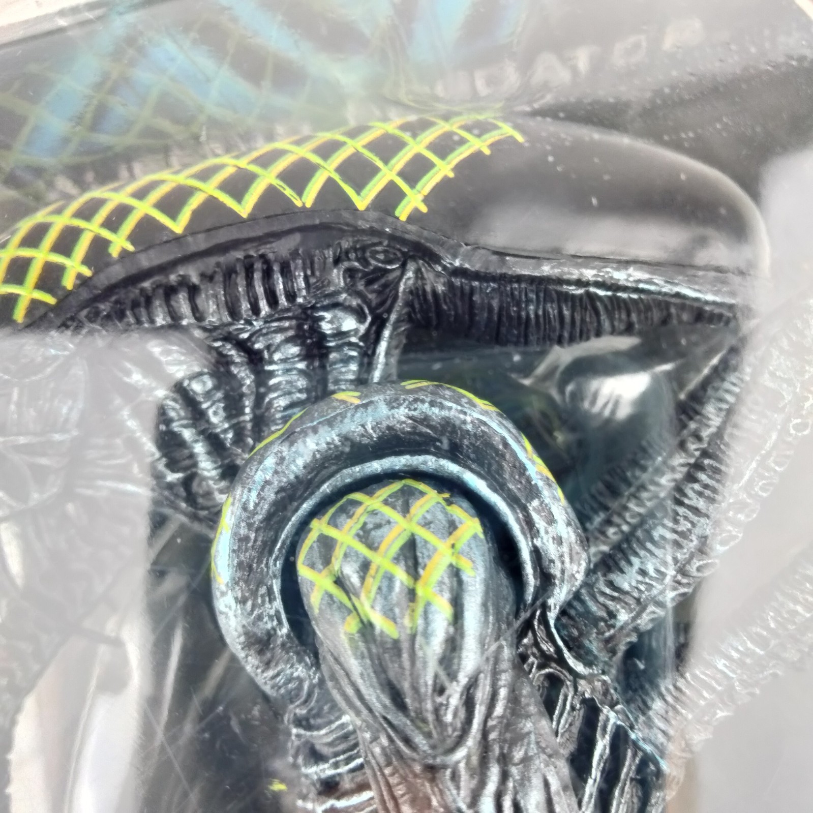 NECA AVP Alien vs Predator Grid Alien 12&Prime; 1:12 Series 7 Toy Action Figure – BNIB