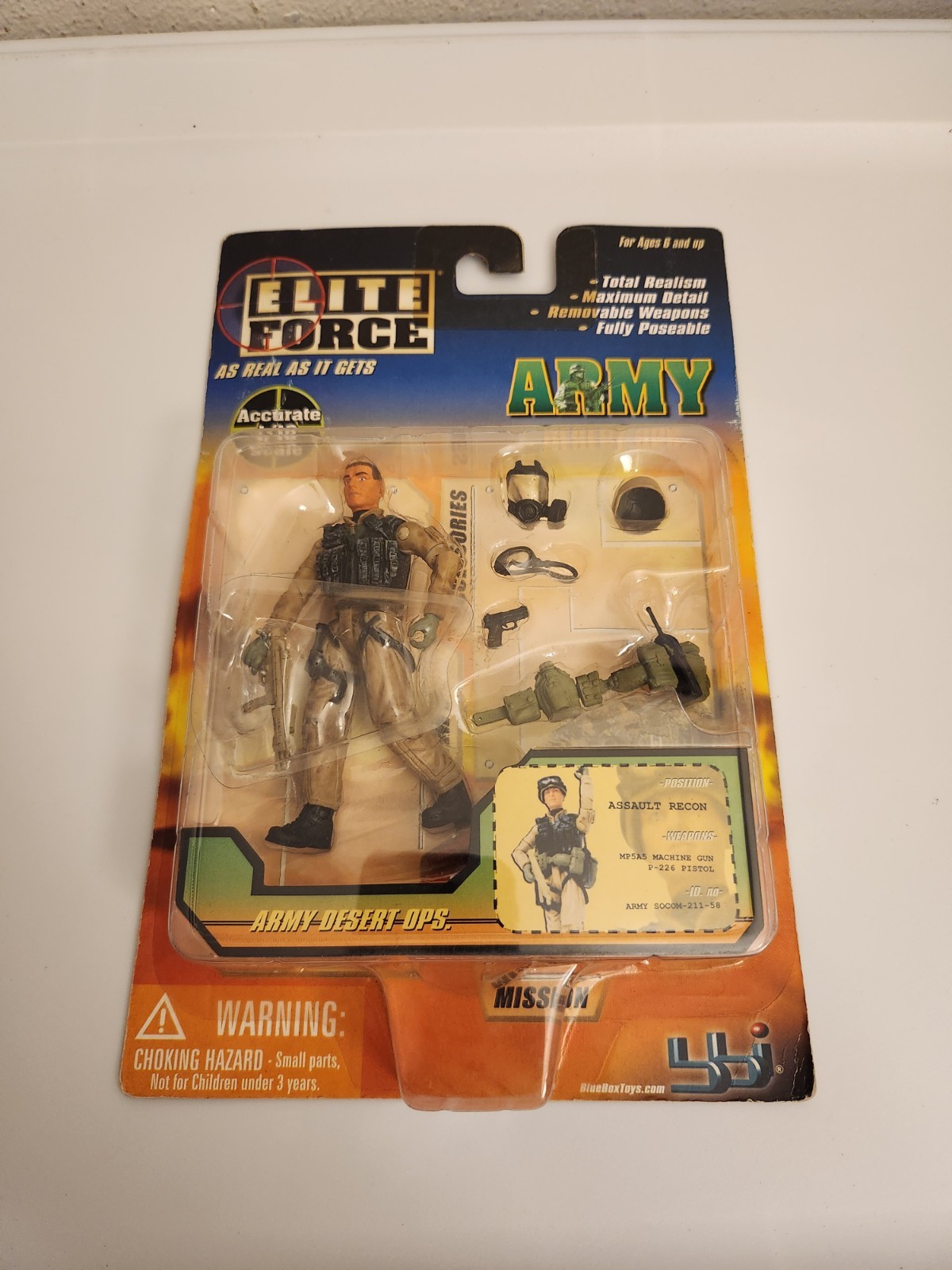 Elite Force Army Desert Ops ASSAULT RECON 1/18 Scale Figure Blue Box Toys 2002