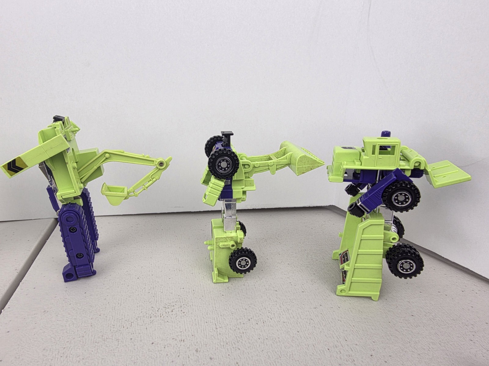 Vintage G1 Transformers Constructicons Devastator Hasbro 1985
