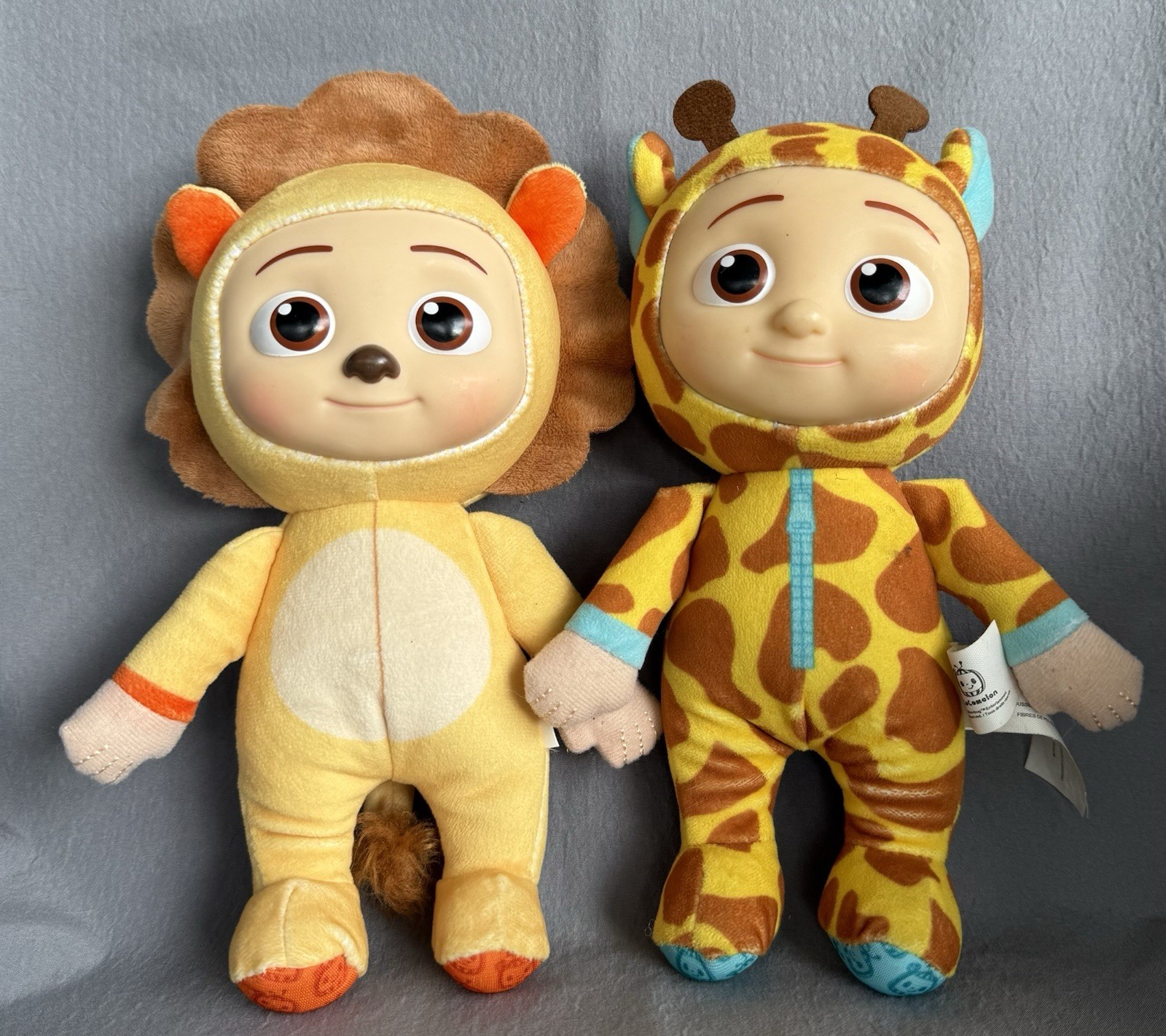 CoComelon JJ Lion & Giraffe 8” Soft & Cuddly Stuffed Little Plush Toy Dolls