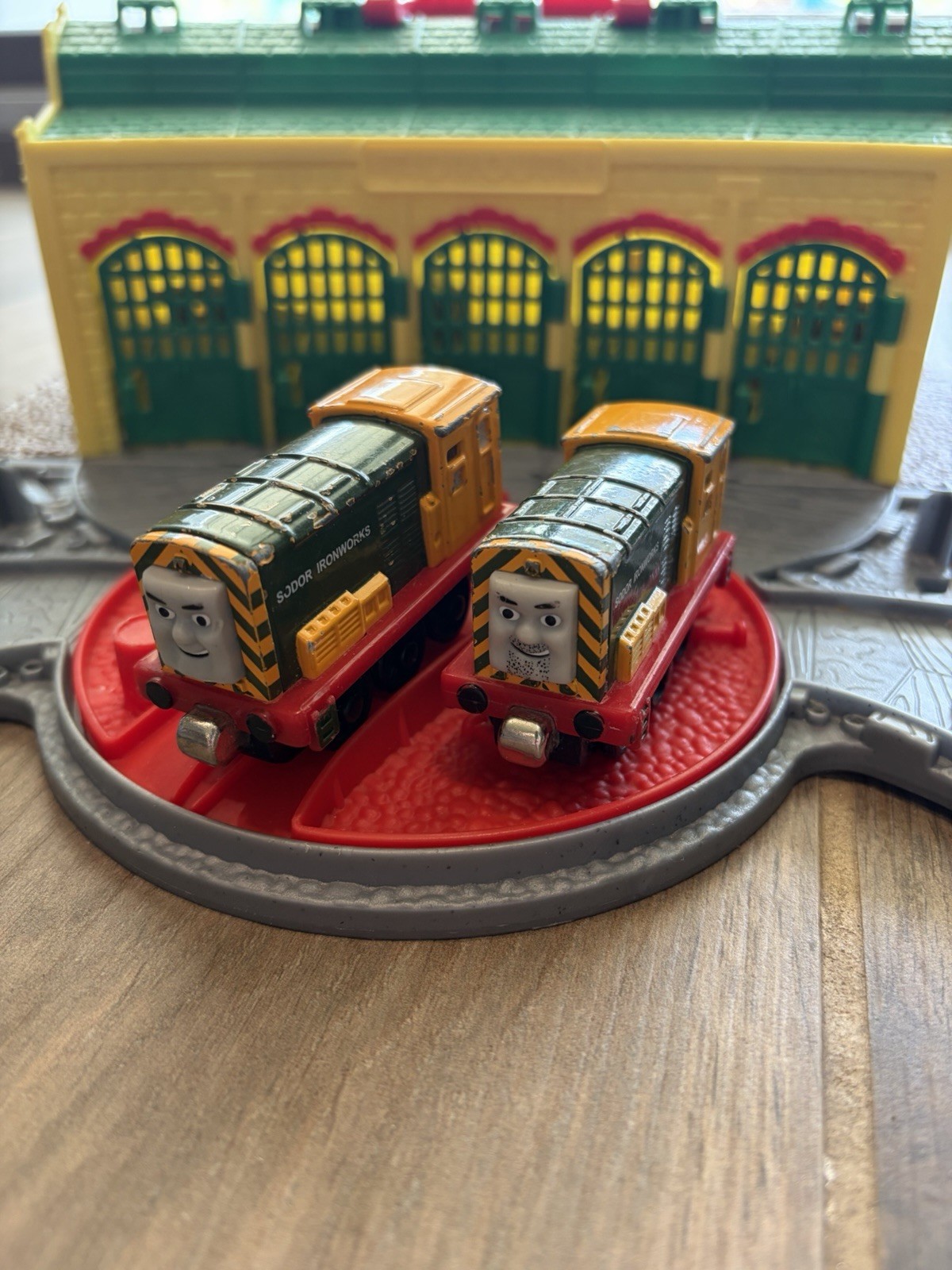 ARRY AND BERT – Thomas And Friends Take Along Die Cast Train Used Good Condition