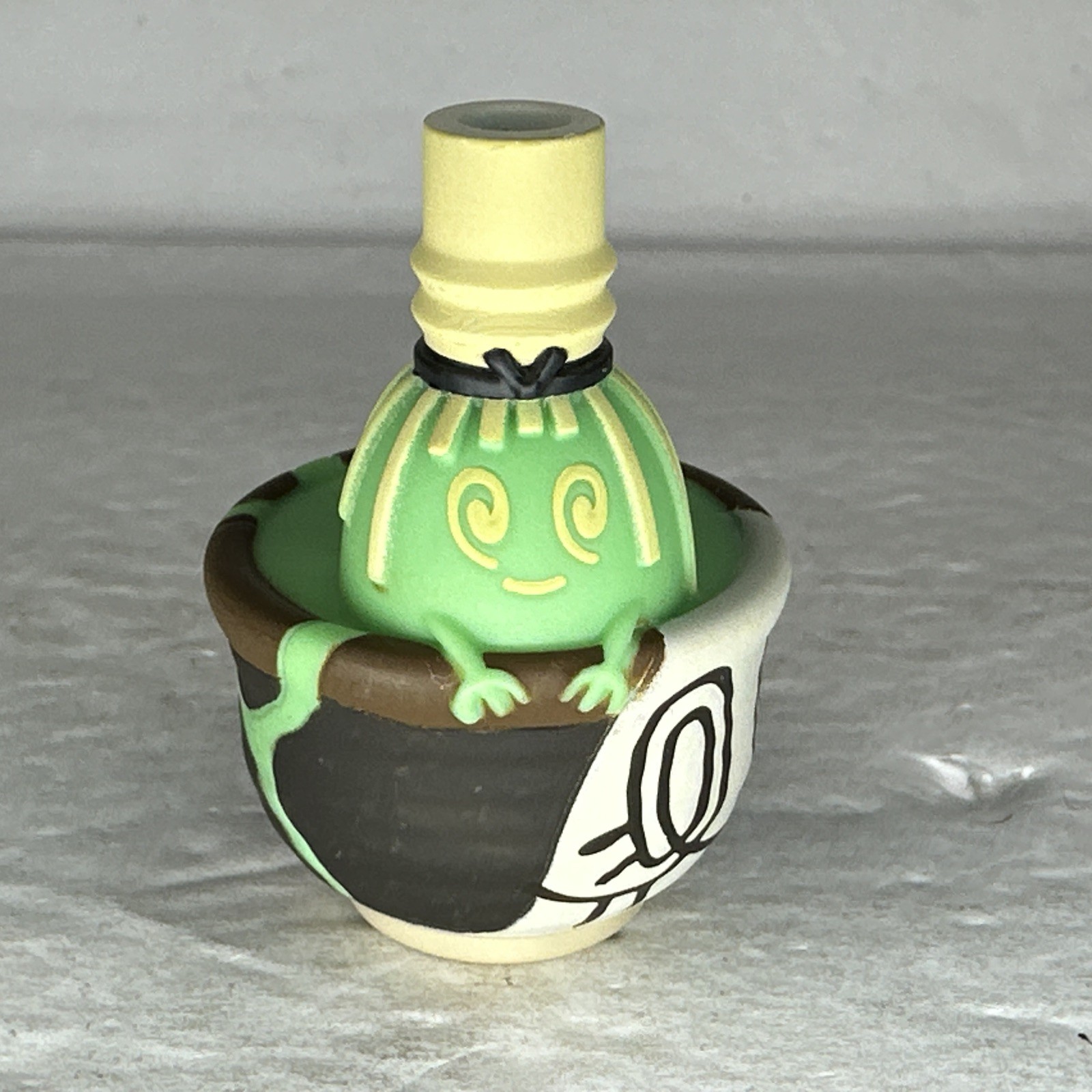 2024 Pokemon 1.5&Prime; Sinistcha Finger Puppet Mini Figure Nintendo Bandai