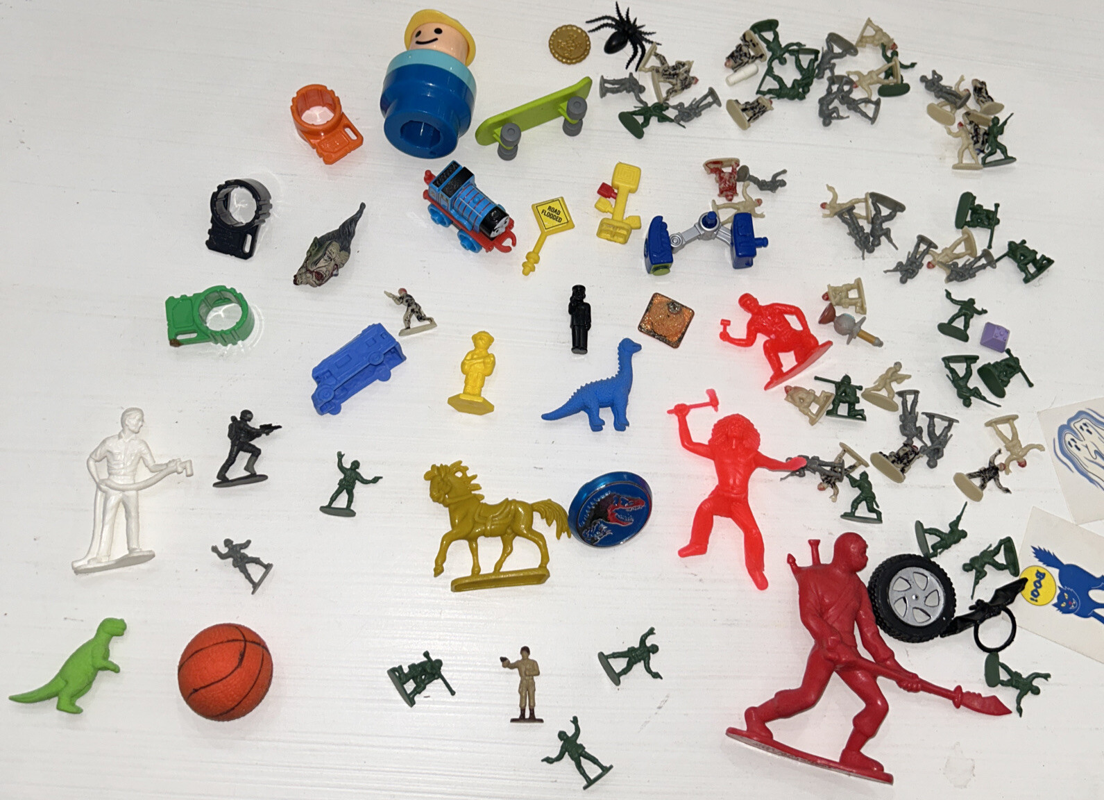 Action Figure Lot Nerd Junk Drawer Huge Thomas Dinos figures Mini Army Men NINJA