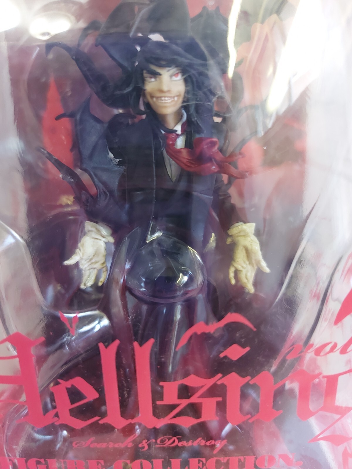 Hellsing Alucard Figure, Search & Destroy Blood and Bats, Vol. 1, Organic NEW