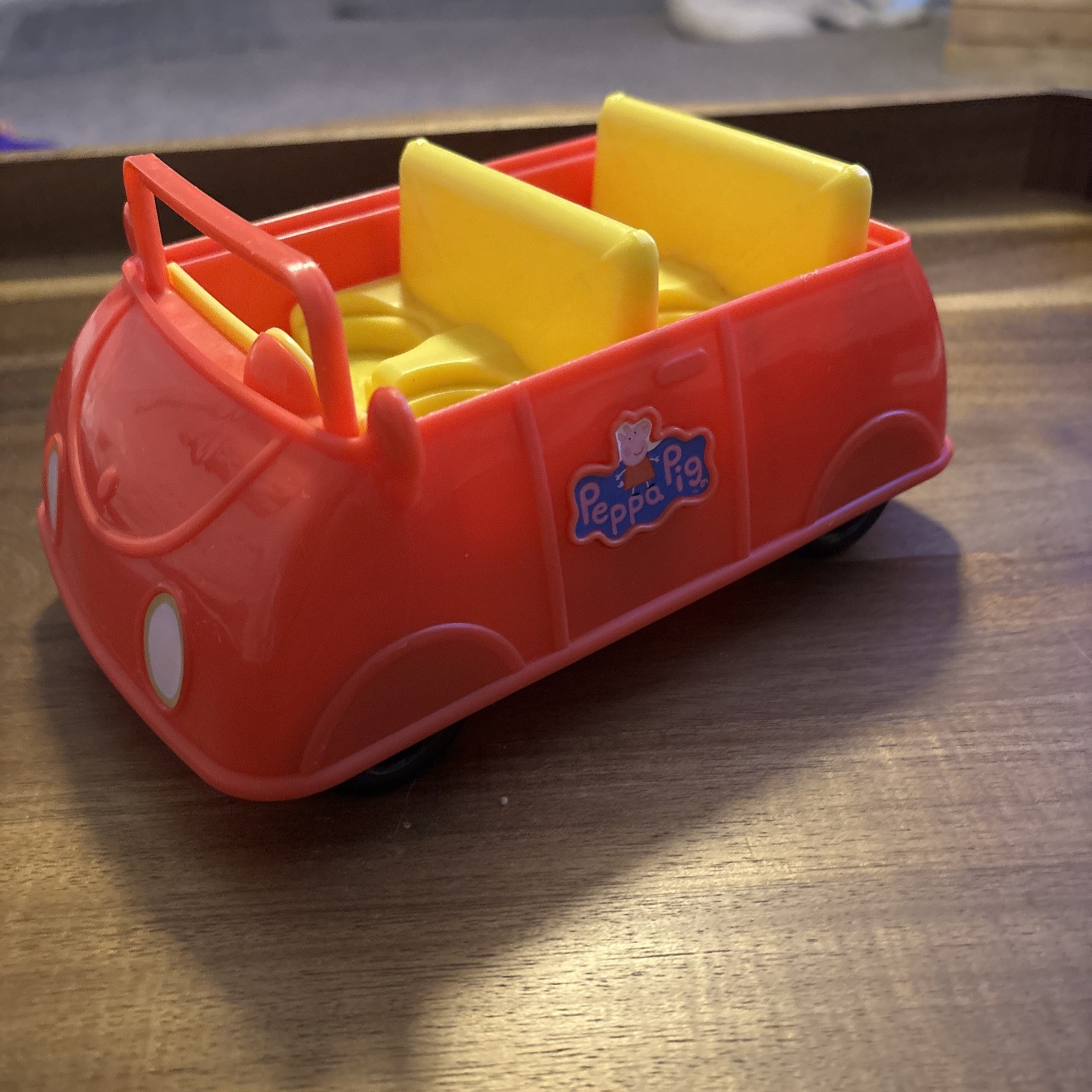 Peppa The Pig 2011 Red Convertible Car.In Excellent Condition🧚🏻