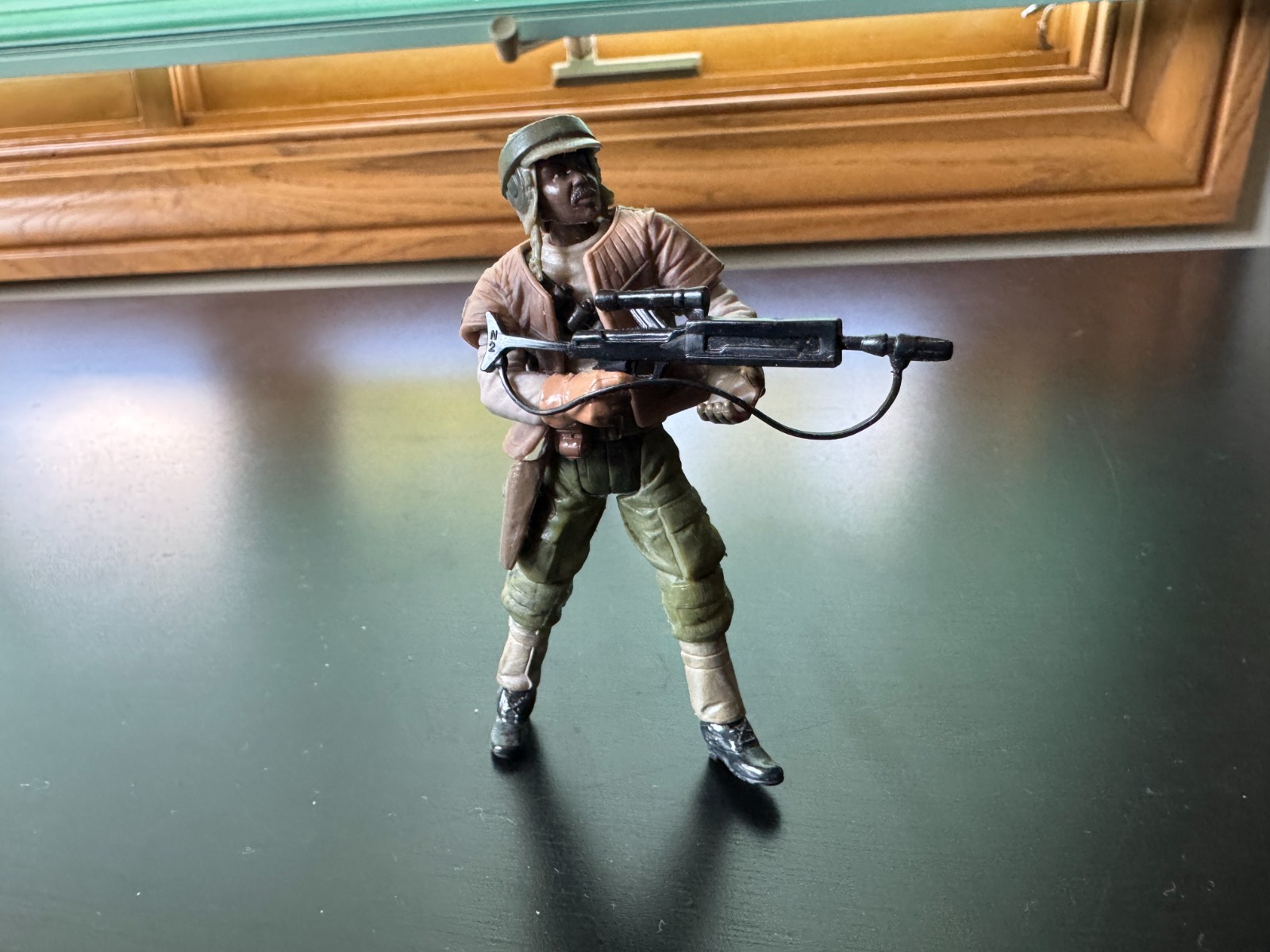 Star Wars 3.75&Prime; The Saga Collection Endor Rebel Trooper Incomplete Used Good